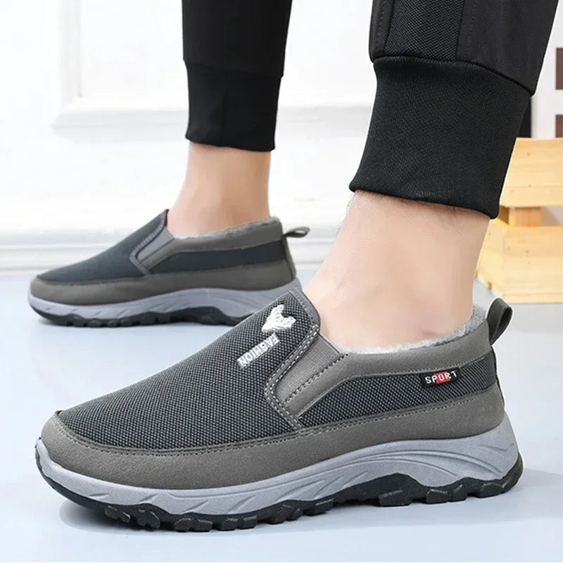 Helios Fleece Men’s Orthopedic Loafer
